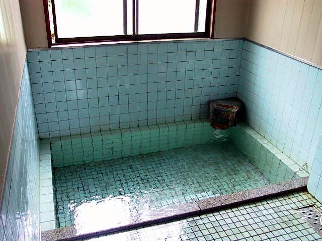 上野原温泉休憩所浴室