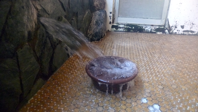 湯量豊富なので、こんなサービスも