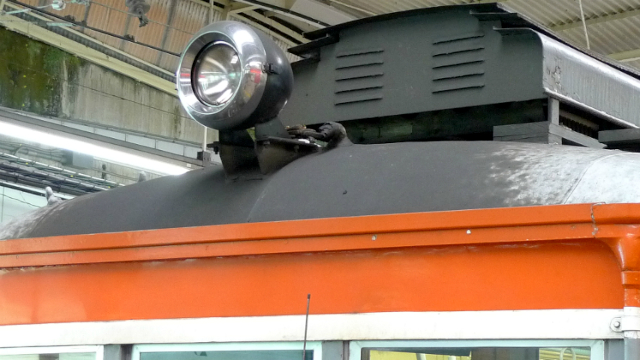 ���n�P�`�P�O�U���w�b�h���C�g