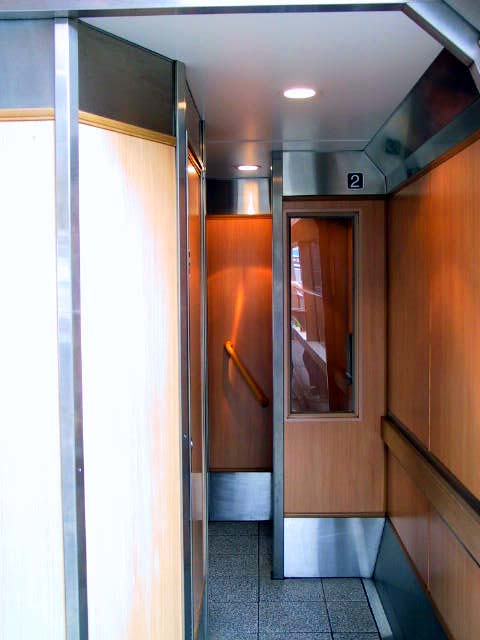 きのくにシーサイド展望車4